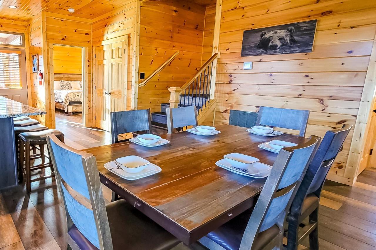 3 Lazy Bears Chalet Gatlinburg Exterior photo
