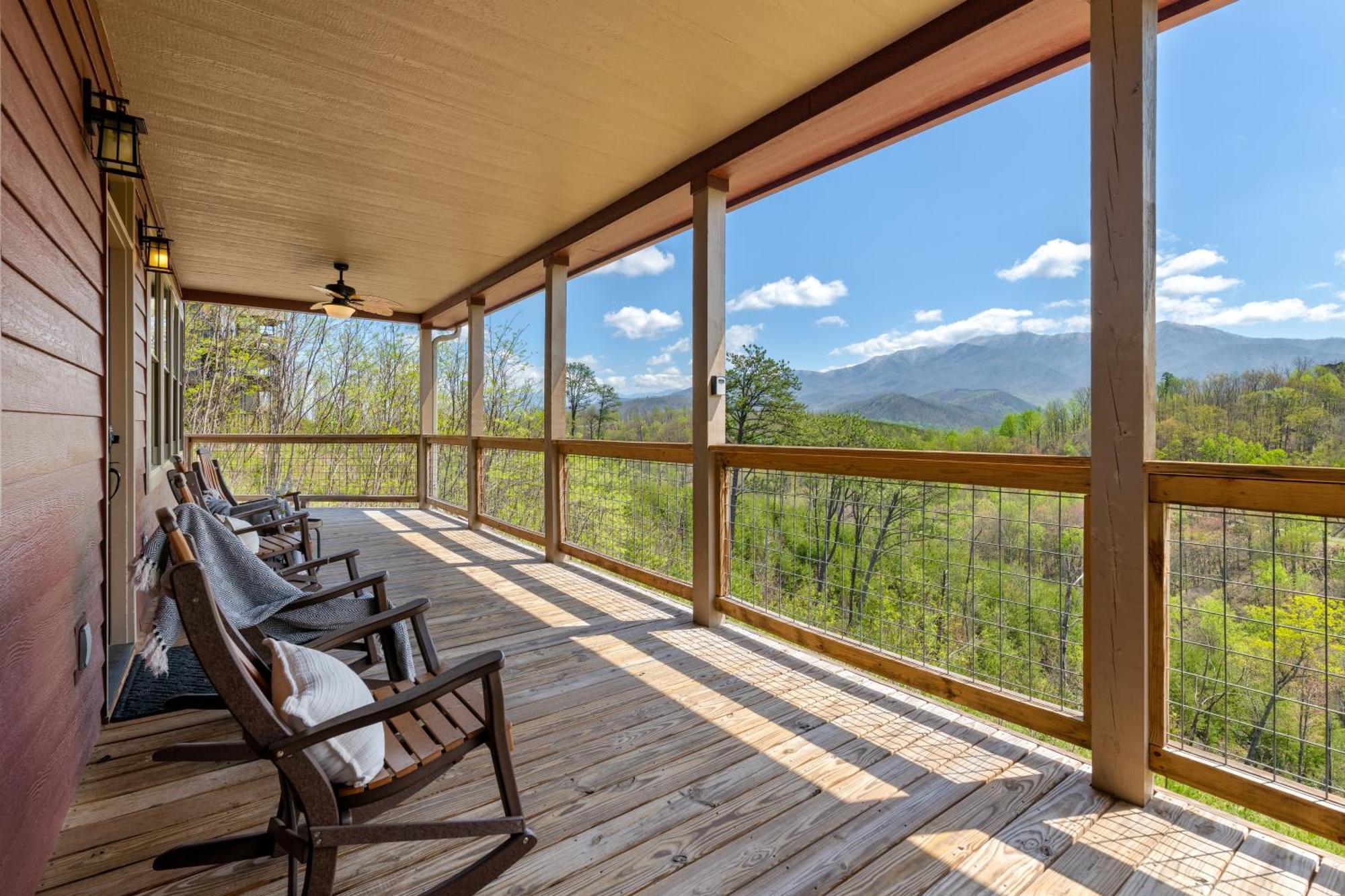 3 Lazy Bears Chalet Gatlinburg Exterior photo