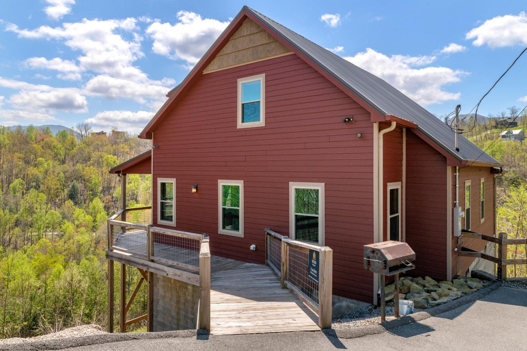3 Lazy Bears Chalet Gatlinburg Exterior photo