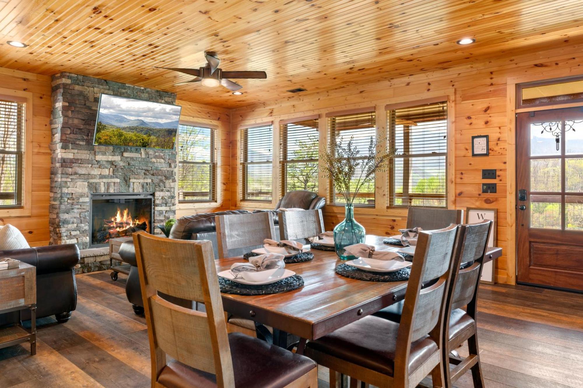 3 Lazy Bears Chalet Gatlinburg Exterior photo